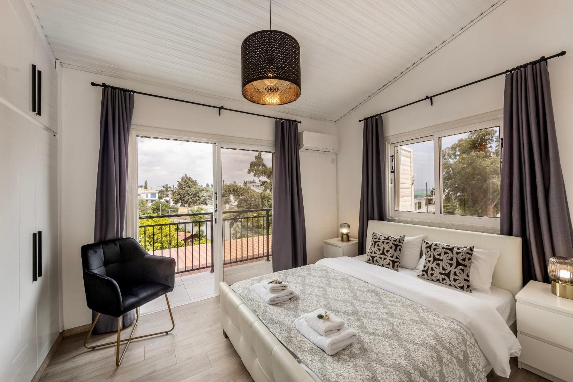 Larnaca Villa Marina Meneou Eksteriør billede