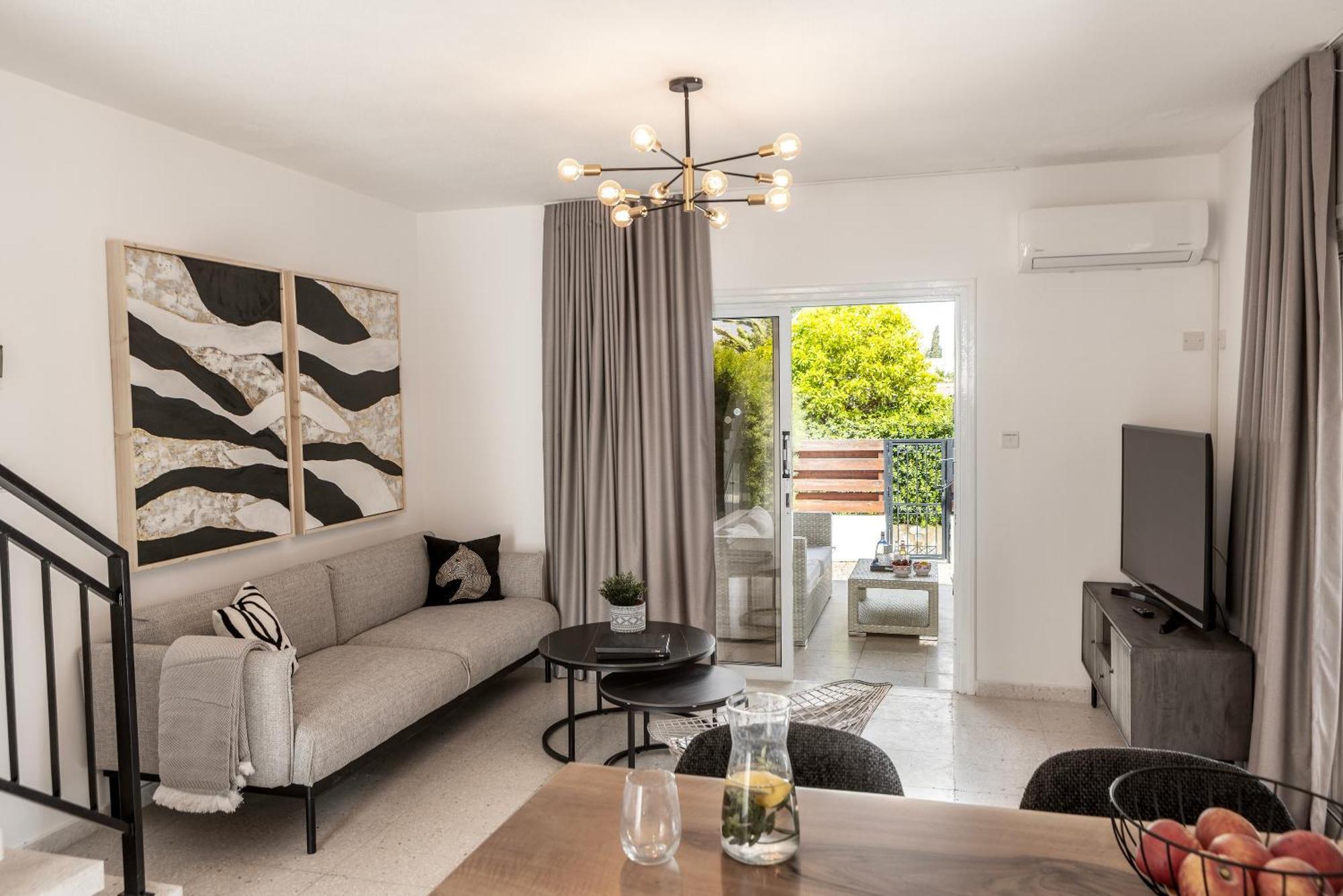 Larnaca Villa Marina Meneou Eksteriør billede