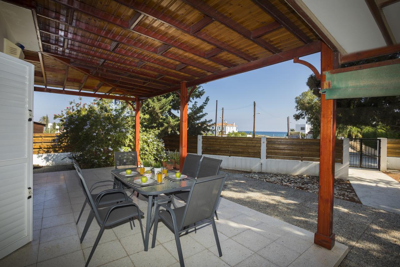 Larnaca Villa Marina Meneou Eksteriør billede