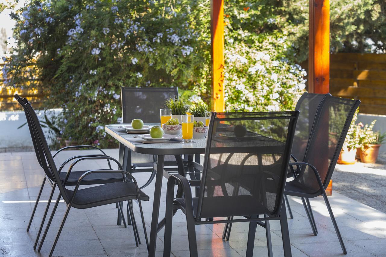 Larnaca Villa Marina Meneou Eksteriør billede