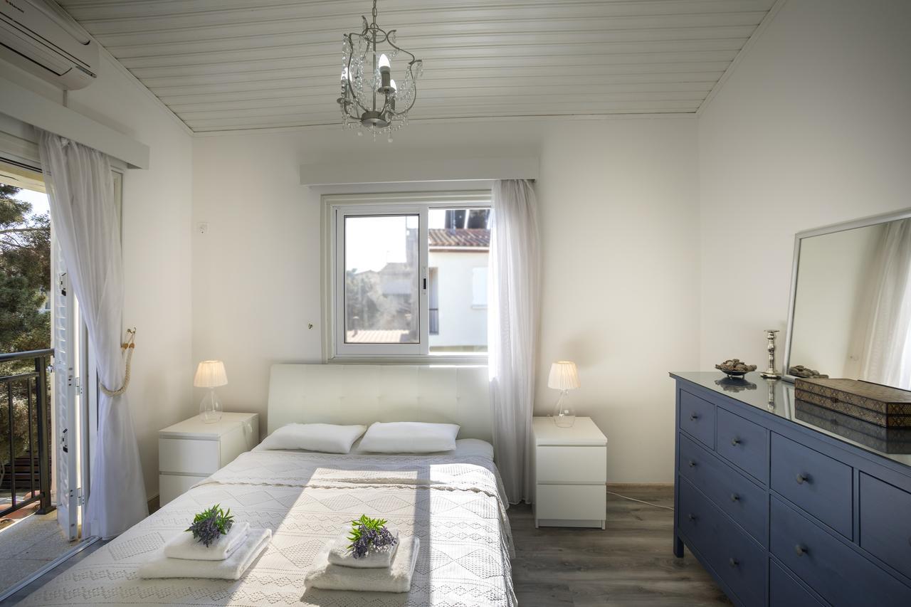 Larnaca Villa Marina Meneou Eksteriør billede